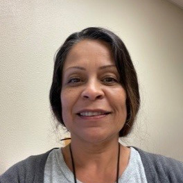 Headshot of Mollie an Outpatient Lab Supervisor