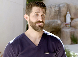 headshot of jonathan