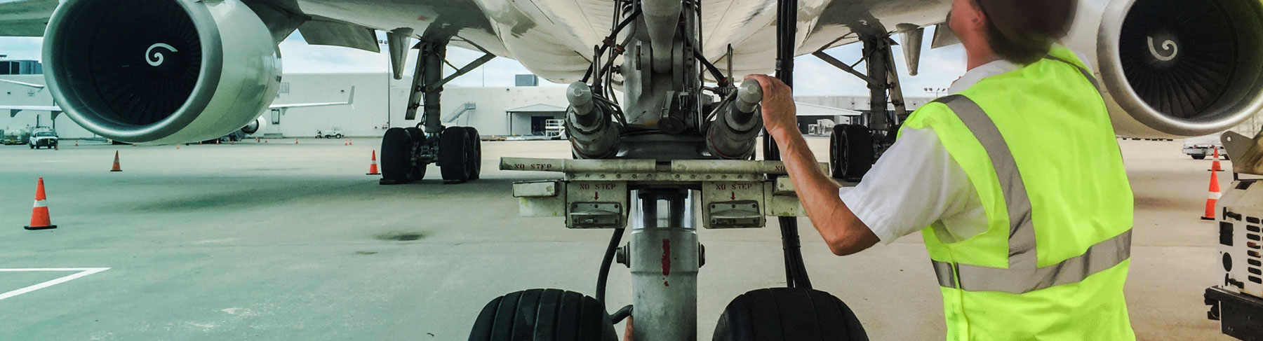 aircraft mechanic salary