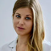 Anna Kaczmarek headshot