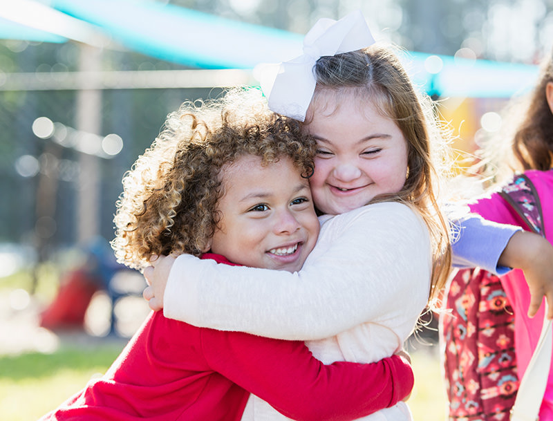 Children hugging each other