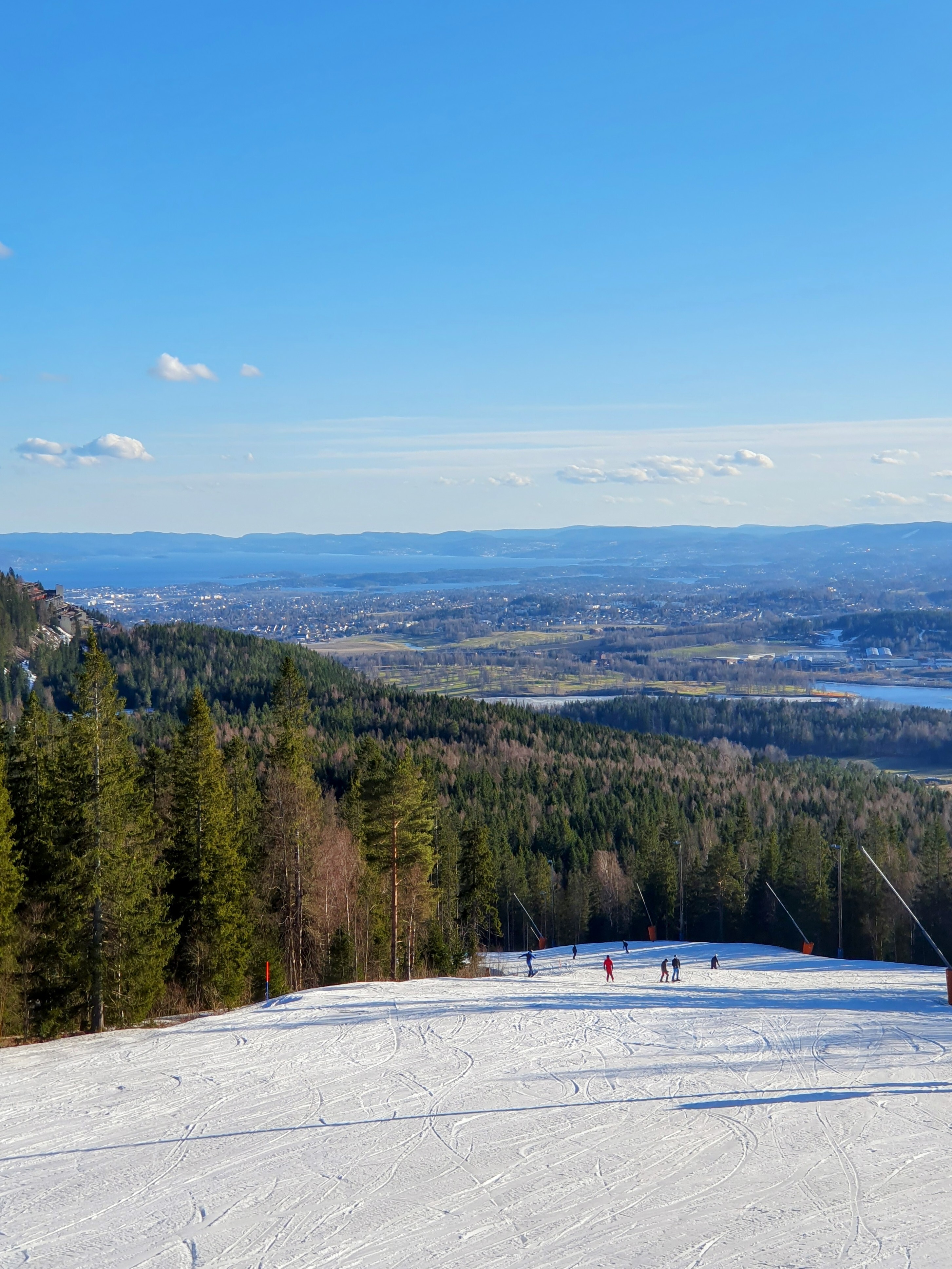 Cake celebrating Arm Oslo 1-year anniversary