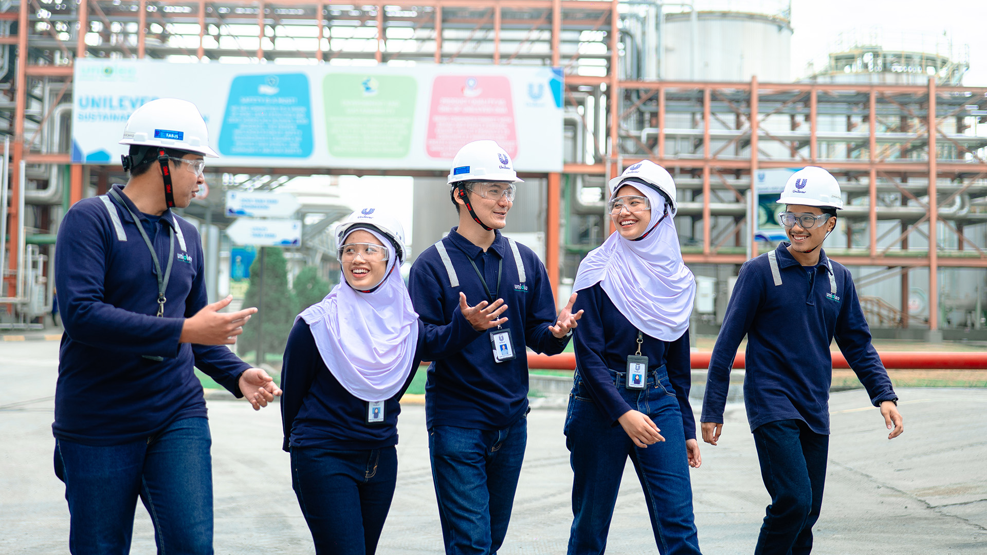 Five Unilever Employees chatting