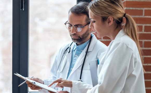 Doctors in conversation
