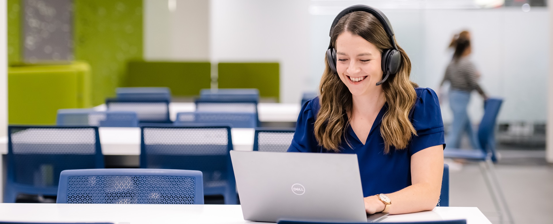 Women working on laptop 