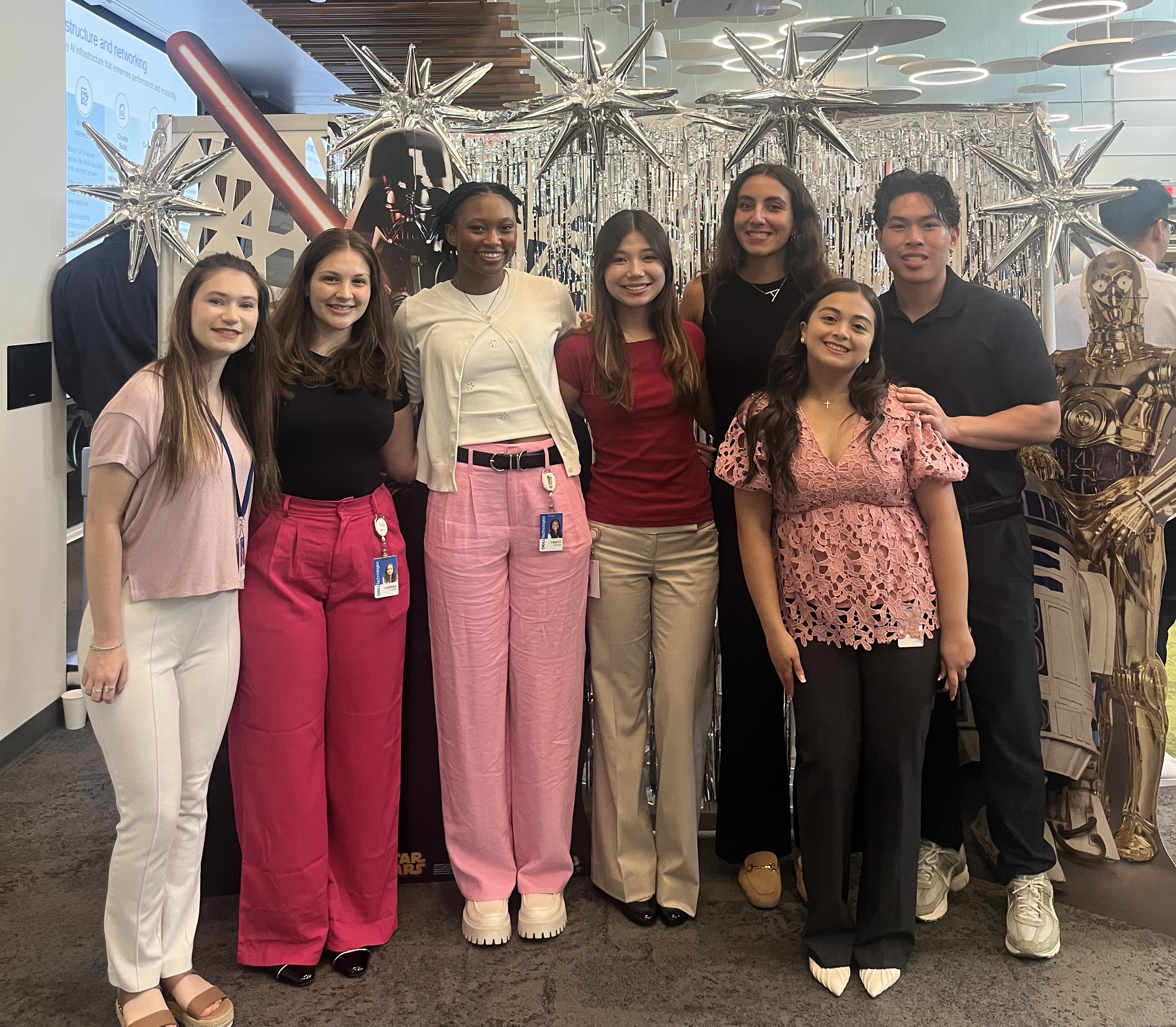 Elva inan  intern group