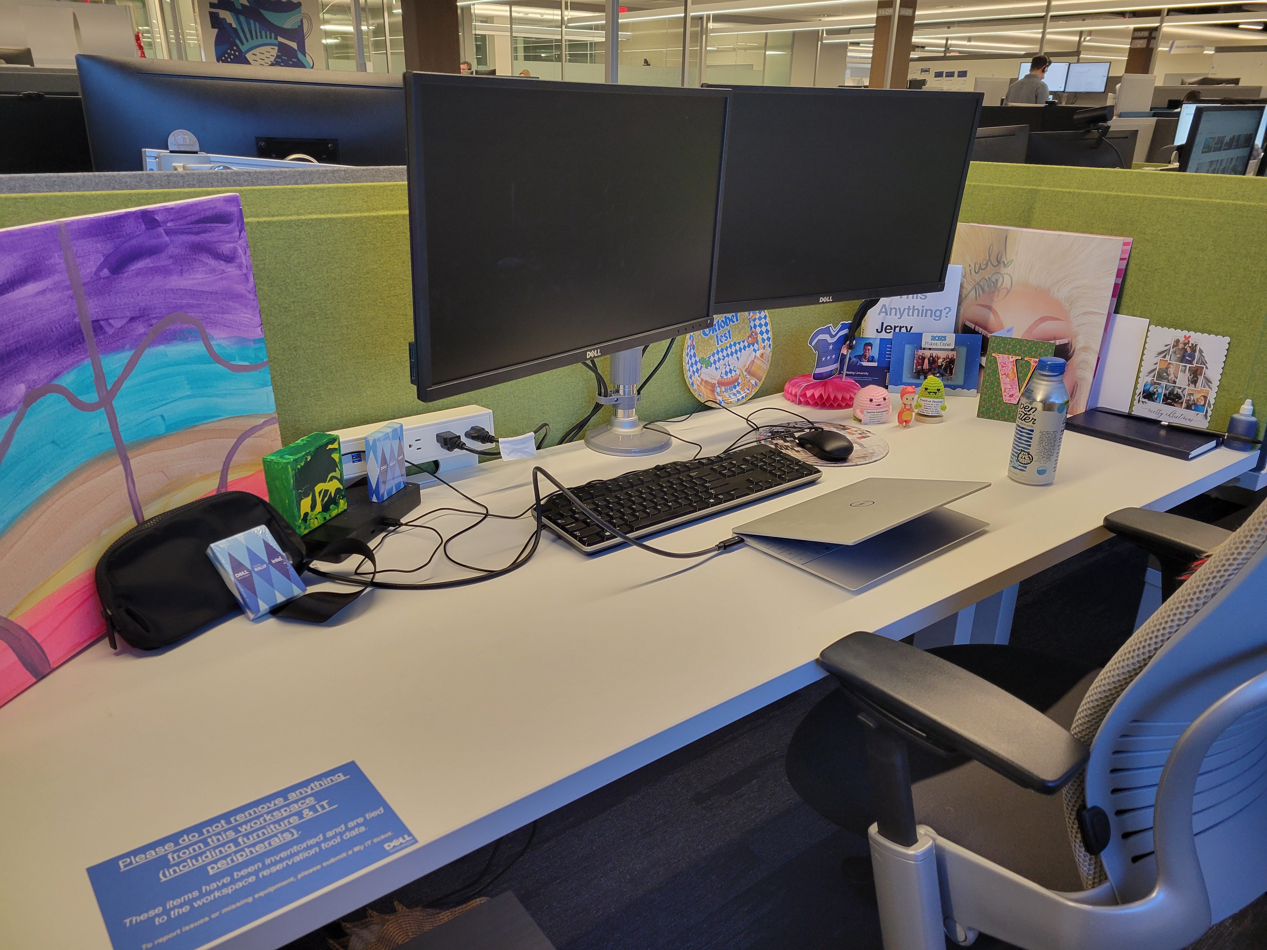 A picture of Nicole's desk in the office