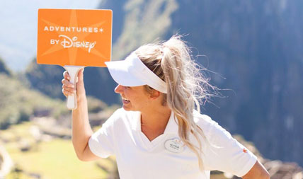 how to become disney vip tour guide