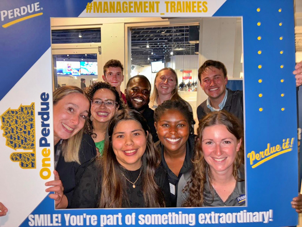 workers at event