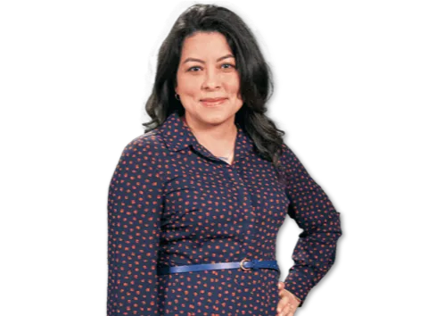 Employee Ellie headshot