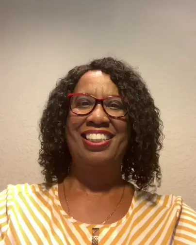 spectrum retail sales specialist sharing her testimonial