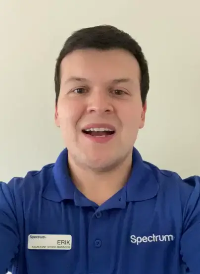 spectrum retail sales specialist sharing his testimonial