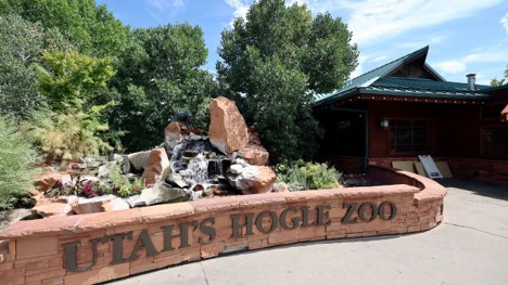 Utah Hogle Zoo entrance photo