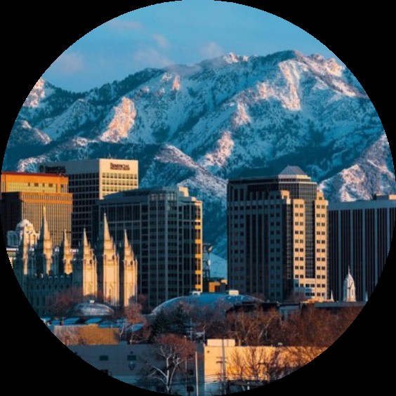 photo of Salt Lake City with the moutains behind