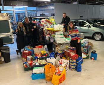 Ford employees in the UK give back to their communities