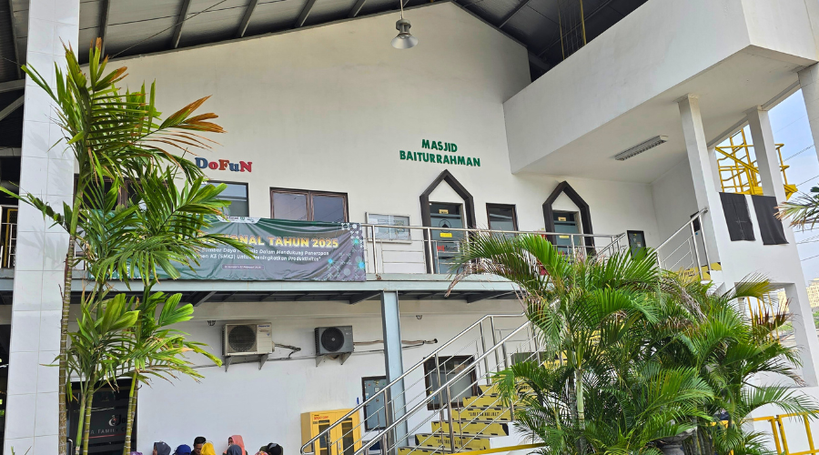 Exterior of Surabaya manufacturing plant building