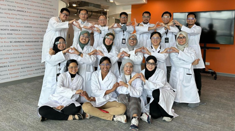 Malaysia Lab Teams Celebrate Grand Opening Event