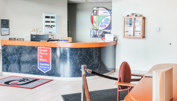 Front desk at Bay City facility