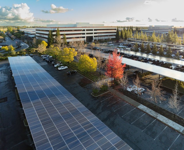 Intel Folsom building with solar panels 