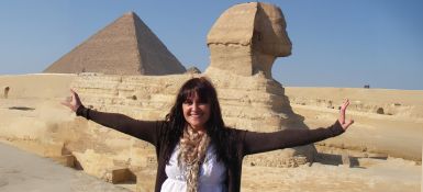 Zulma, standing in front of Egyptian Pyramids